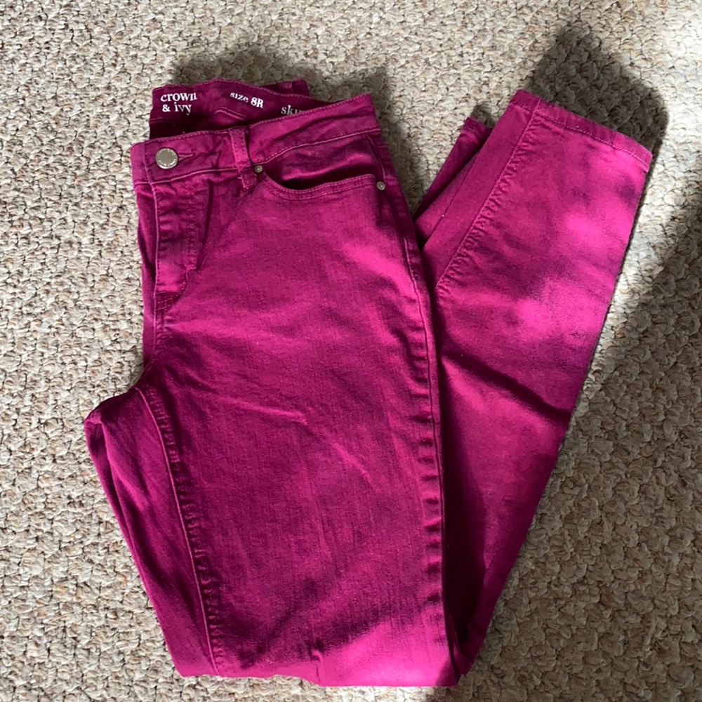 Crown & ivy berry color skinny jeans size 8